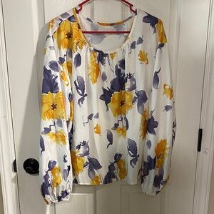 NWOT - Floral Print Women's Top - Yellow and Gray